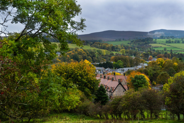 Rothbury and Simonsides from the approach from Hillside Rd.