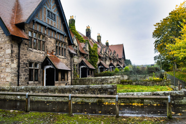 Attractive old houses at the northern edge of Rothbury