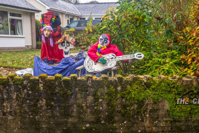 Halloween display in Castle Carrick