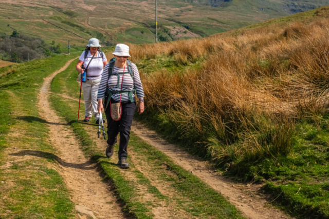 Round Hill - approaching Lammerside Castle